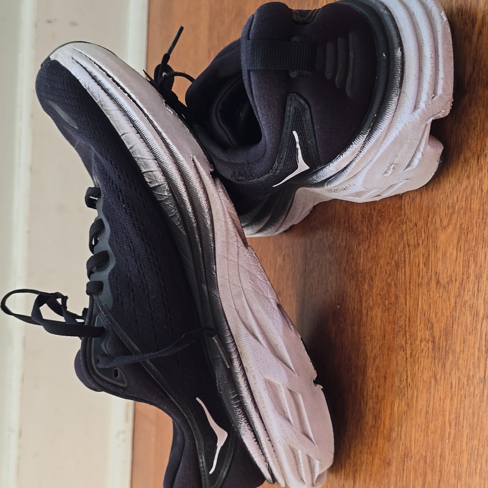 Hoka Bondi 8 Black and White Athletic Shoes size 8.5D - Picture 6 of 7
